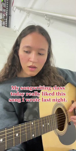 Mia Rochelle - Original Song 'Chorus It'