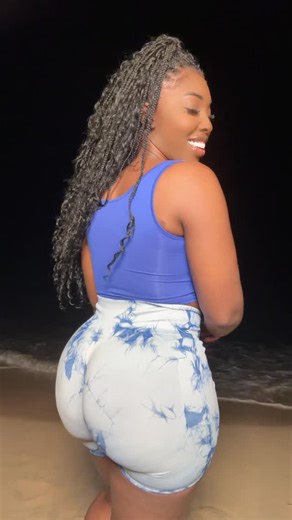 Mira Scarlett on Instagram: "Just out here minding my back business.😅💙🩵 @mira.scarlettbackup @onlymirascarlett"