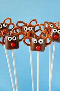 Chocolate Reindeer Marshmallow Pops - Just a Taste