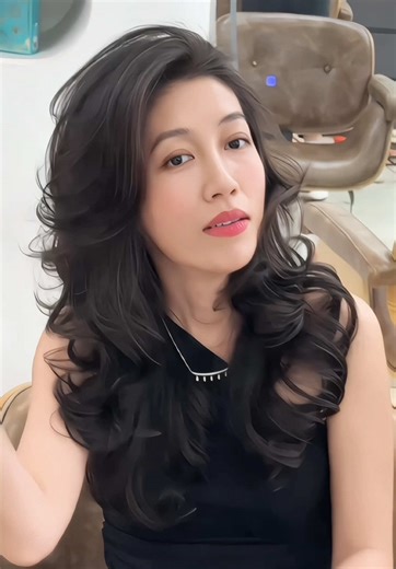 Uốn bông bềnh bung layer best seller uốn 1 lần dài 1 năm #salonhoangwy55phanhuyich #uốntócđẹpthànhphốhồchíminh #uốn_bồng_bềnh #uốnbunglayer #uốntócđẹp