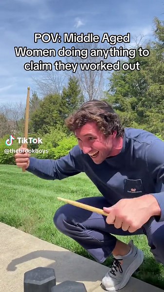 Good old 3 sets of tomfoolery 😂😂 #gym #workout #gymhumor