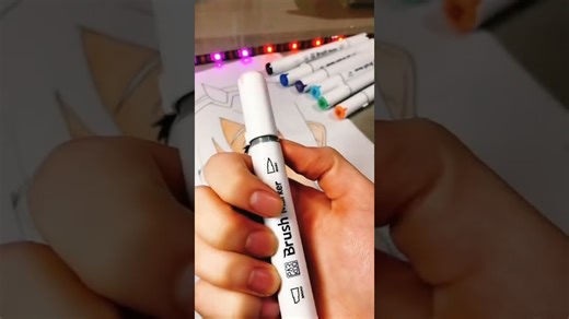 De boceto a arte: Cómo dibujar y colorear una chica anime con cabello rosa