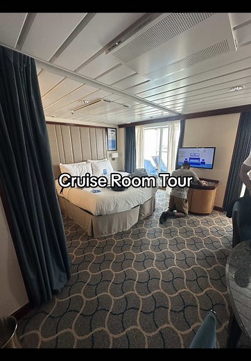Explore the Spacious Grand Suite on Liberty of the Seas