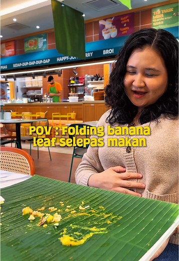 Understanding Banana Leaf Folding in Malaysian Culture
