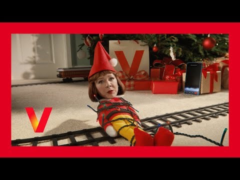 Verizon Melissa Finds Her Elf-Care with Verizon commercial