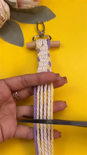 beautiful macrame weaving 😍😍😍 #diy #diycrafts #macrame #handmade