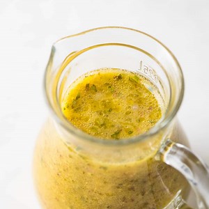 Quick and Easy Champagne Vinaigrette