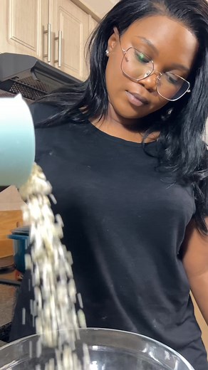 My go-to creamy samp recipe, perfect for this weather @IWISA No.1 #mealsbysiya #iwisano1 #sharemoretaste #sharemoremoments #ad Creamy Samp Ingredients Iwisa No.1 Easy Cook Samp Butter All-purpose savoury seasoning Coffee Creamer Cream Salt to taste Method 1. Cook samp according to package instructions, season water with salt. 2. Once Samp is cooked add in butter, all-purpose seasoning, coffee creamer & cream. Mix in well. 3. Cover pot and allow samp to sit for 5min before serving.