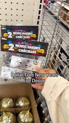 Budget-Friendly New Year's Eve Decor from Dollar Tree