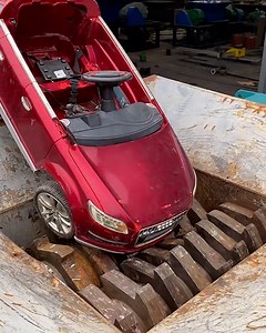 Who knew crushing things could be this satisfying?! 🤩 | Design