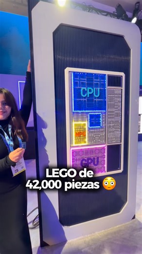 Paréntesis.com on Instagram: "Un LEGO que no es cualquier LEGO 😳😳😳 ¿Armarías esta pieza de 42,000 bloques? @intel.latam #lego #intelcoreultraseries3 #procesadores #tech"