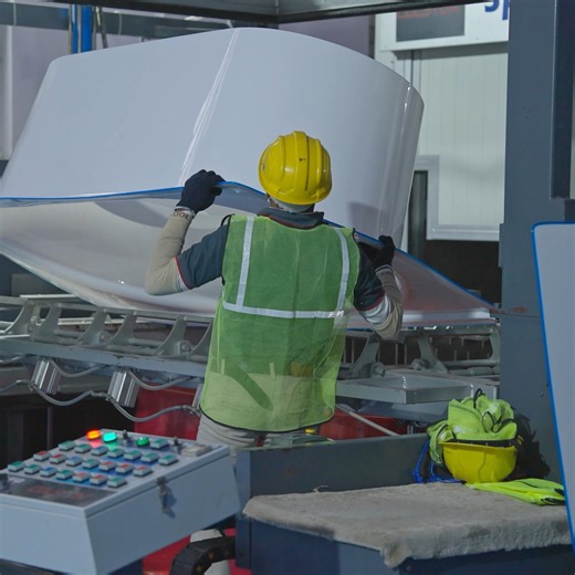 🏭 Colston Factory Visit 🇮🇳 India में पहली बार! 🔥 Colston factory is now using a Self Thermoforming Machine — bringing next-level precision, speed & quality in manufacturing. From raw sheet forming to final product shaping, this advanced technology ensures: ✔ Better finishing ✔ Stronger product structure ✔ Faster production ✔ Consistent quality This is how Indian manufacturing is upgrading with smart automation! 🚀 Proud to showcase such innovation through Engineer On Road 🎥 | Engineer On Ro