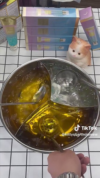 Yellow teeth are not a big deal if you use the right toothpaste.#usa🇺🇸 #usa #TikTokShop #tooth #toothpaste #tiktokshopfinds #workout #fouyou #fyp