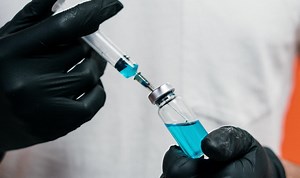 Κορονοϊός: Τι να κάνετε αν έχετε συμπτώματα ή κρούσμα σπίτι, πώς γίνεται απολύμανση