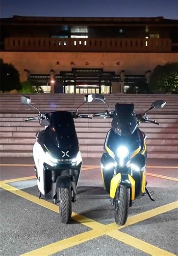 Cool mounts, the A70 and the S1, 🏍 Which one do you pick? 🤔 Leave your comment below! 👇💬 See more ：www.aimatech.com #AIMAS1 #ExtremePerformance #AIMAA70 #AIMAEmobility #LeadingGlobalElectricTwoWheelerBrand