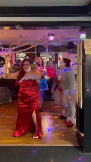 Border Lounge Derby, VT on Reels