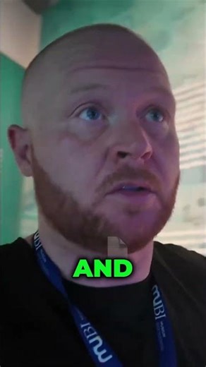 Jakarta's bizarre, ancient, automated page-turner!