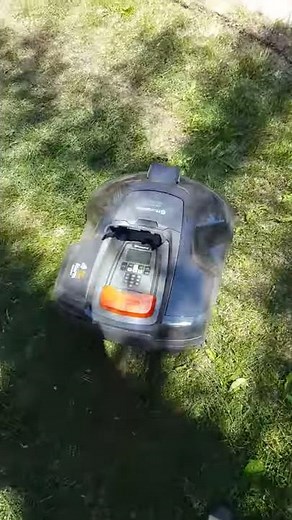 Husqvarna 315 setup by AutoMower.ca