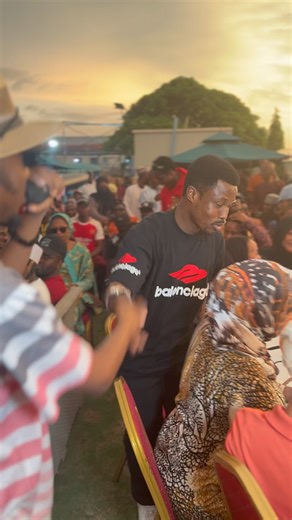 524K views · 21K reactions | What a combo 掠 Feezy x Umar m sharif | Feezy | Facebook