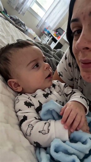 Mom Cries After Baby Says “Mama” In Bed(720P_HD) #baby