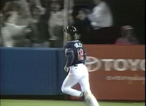 Finley's walk-off grand slam