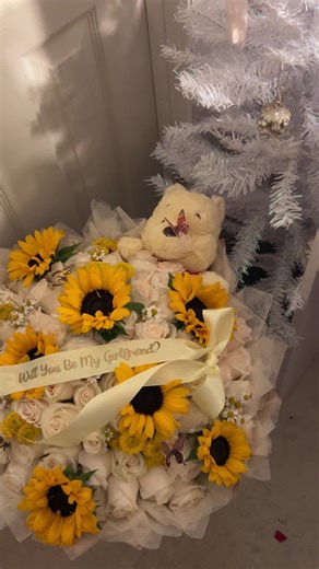 Pooh bear ⋆˙⟡ #flowersbybril #florist #winniethepooh #losangeles #disney