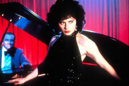 Isabella Rossellini reacts to Roger Ebert saying she was exploited in 'Blue Velvet'