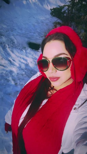 #viraltiktok #sooooanais #yosemitenationalpark #snowbunny #resetvacation