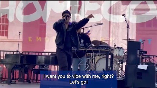 When David Qiu landed an internship with legendary hip hop producer Jermaine Dupri, he never dreamed he'd have a viral video of an original song, let alone that the song would be about Emory or that he'd perform it live at Homecoming. But since graduating Emory College in May 2025, Qui has accomplished all those things. 🔗 Feature story: In the studio with Jermaine Dupri: https://links.emory.edu/1km #Emory #EmoryUniversity #JermaineDupri #SoSoDef #HipHop | Emory University