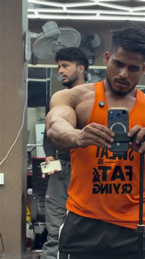 Bodybuilder Motivation: Quick Power Routine for Gains