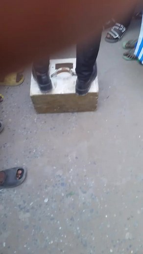 Homem Estátua Angolano (@homemestatuaangolano)’s videos with som original - Homem Estátua Angolano