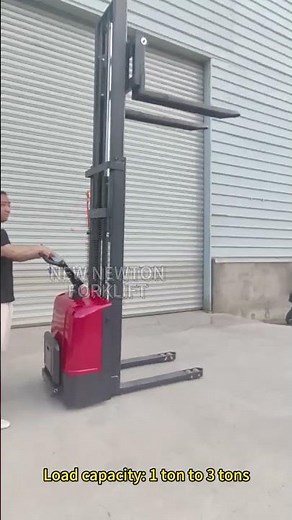 electric pallet stacker #logistics #stacker #palletstacker #electricstacker #lifter