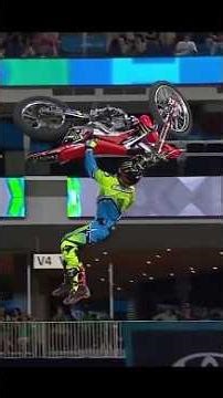 Amazing motorcycle stunts #motorcycle #motocross #usa #fmx
