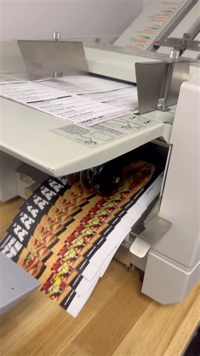 Folding Machine, Tri fold #skeenaprinthub #printing