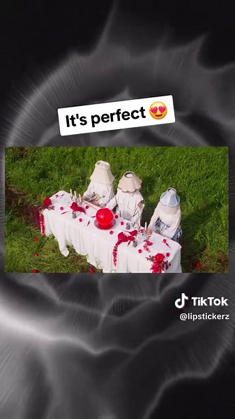 LIPSTICKERZ on TikTok