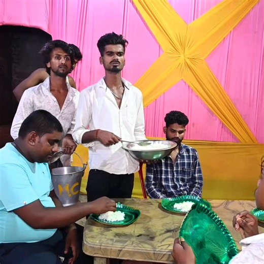 2.2K views · 27 reactions | जीजा साली के प्रेम | Viral Clips | Bhojpuri Comedy | Sunny Sajanwa Comedy | Ravi Gupta Comedy | #comedy #fanny #newvideo | Ravi Gupta Comedy | Facebook