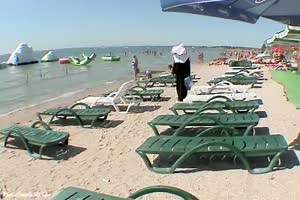 witziges Video 'Am Strand' - tausende Videos auf FUNPOT
