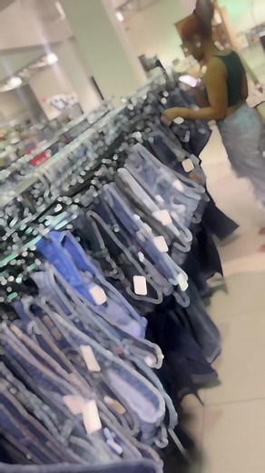 〽️ Allyberrysmom 〽️ (@allyberrysmom)’s videos with Lottery - K CAMP