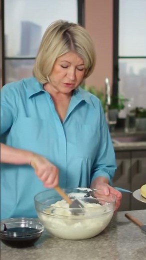 How to Make Martha Stewart's Berry Layer Cake