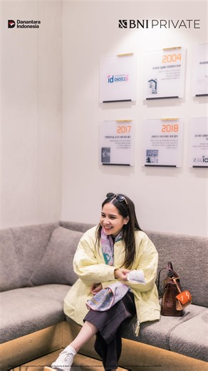 Raffi Ahmad and Nagita Slavina on Instagram: "Mumpung lagi di Korea, aku sempetin treatment kecantikan dulu ❤ ID Hospital ada promo untuk Nasabah BNI Private yang bertransaksi dengan Kartu Debit BNI Private, yaitu Kartu Debit Mastercard World Elite pertama di Indonesia dengan design exclusive half metal. * Diskon 10% dari total tagihan untuk layanan Treatment dan Plastic Surgery dari harga normal * Bebas biaya konsultasi dokter * Harga spesial ₩1 Juta untuk Collagen Glass Skin Treatments * Harga