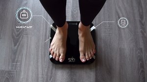 Korescale Gen2 Digital Smart Scale with BMI, Body Fat, Muscle Mass, Weight | Highly Accurate Bathroom Scales, Bluetooth Composition Analyzer | Compatible with KoreHealth, Apple Health App (Black)