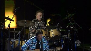 The Eagles - Hotel California - Farewell Tour Live in Melbourne Version 2005.flv - YouTube