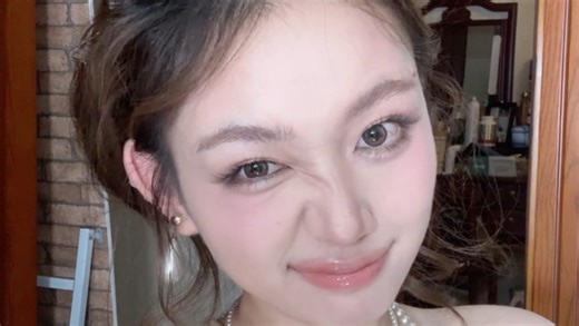 当我学会打扮，亲戚都说我整容了…