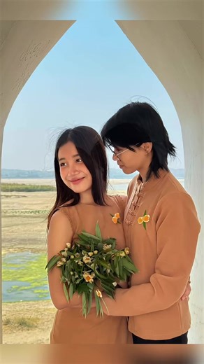 Dreamina ရဲ့ Best Spring Couple Portrait AI Filter 2026 က သင့်တို့င့်တို့ရဲ့ couple ဓာတ်ပုံတ်ပုံကို နွေဦး vibe အပြည့်နဲ့ည့်နဲ့ romantic cinematic portrait အဖြစ် Before → After သိသာထင်ရှားင်ရှားစွာ upgrade လုပ်ပေးပ်ပေးနိုင်ပါင်ပါတယ် ✨ ဒီနွေဦးရာသီ Limited Spring Template ကို မစမ်းကြည့်ရည့်ရသေးဘူးလား? ဒီနှစ် Spring 2026 မှာ trending ဖြစ်နေစ်နေတဲ့ couple portrait style ကို သင်တို့င်တို့လည်း လိုချင်လားင်လား? Ordinary outdoor photo တစ်ပုံစ်ပုံကို warm sunlight glow balanced pastel tone natural cinemat