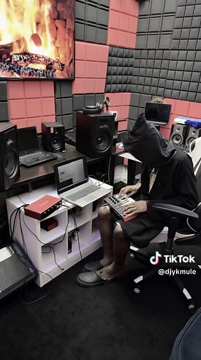 Ramadan Day 1 Mood: Dance Celebration with DJ YK