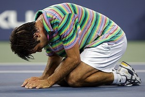 Fifth Set Friday: left handed forehands, falling down mid point, and just general epic scrambling from James Blake Tennis and Fabrice Santoro in today's flashback! 🎥: 2007 US Open. | US Open Tennis Championships