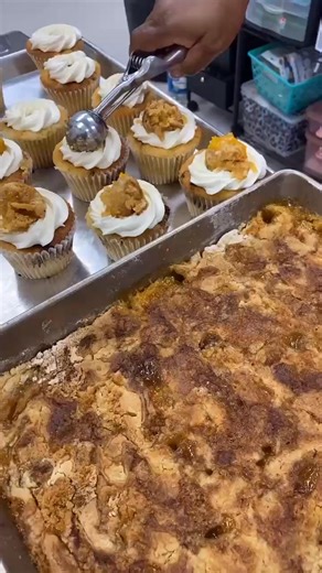 15K views · 130 reactions | Come try our peach cobbler cupcakes! | Pepy Cakes | Facebook