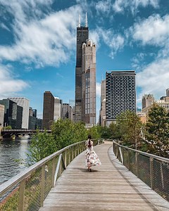 Top 10 Instagram Influencers in Chicago You Should Follow