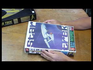 AMT Round 2 U.S.S. Enterprise 1:650 scale, with lights and sounds. Part 1