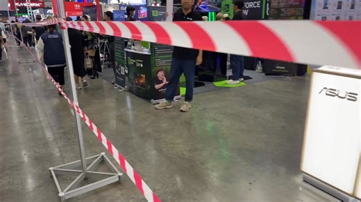 Dell Promotion ในงาน Commart Unbox 2025 ราคาดีสเปกได้ มีส่วนลดและของแถม | AdminPong